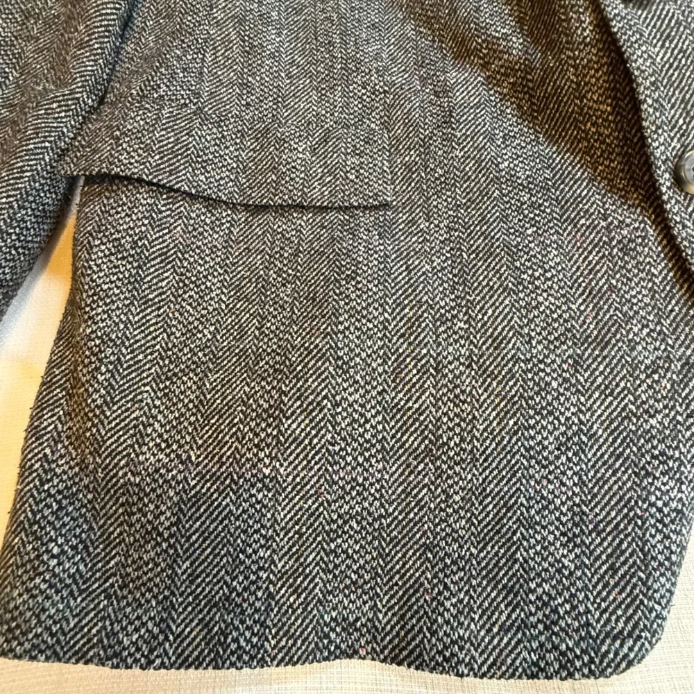 Vintage Hart Schaffner Marx 46R‎ Gray Herringbone Blazer Union Made Sport Coat